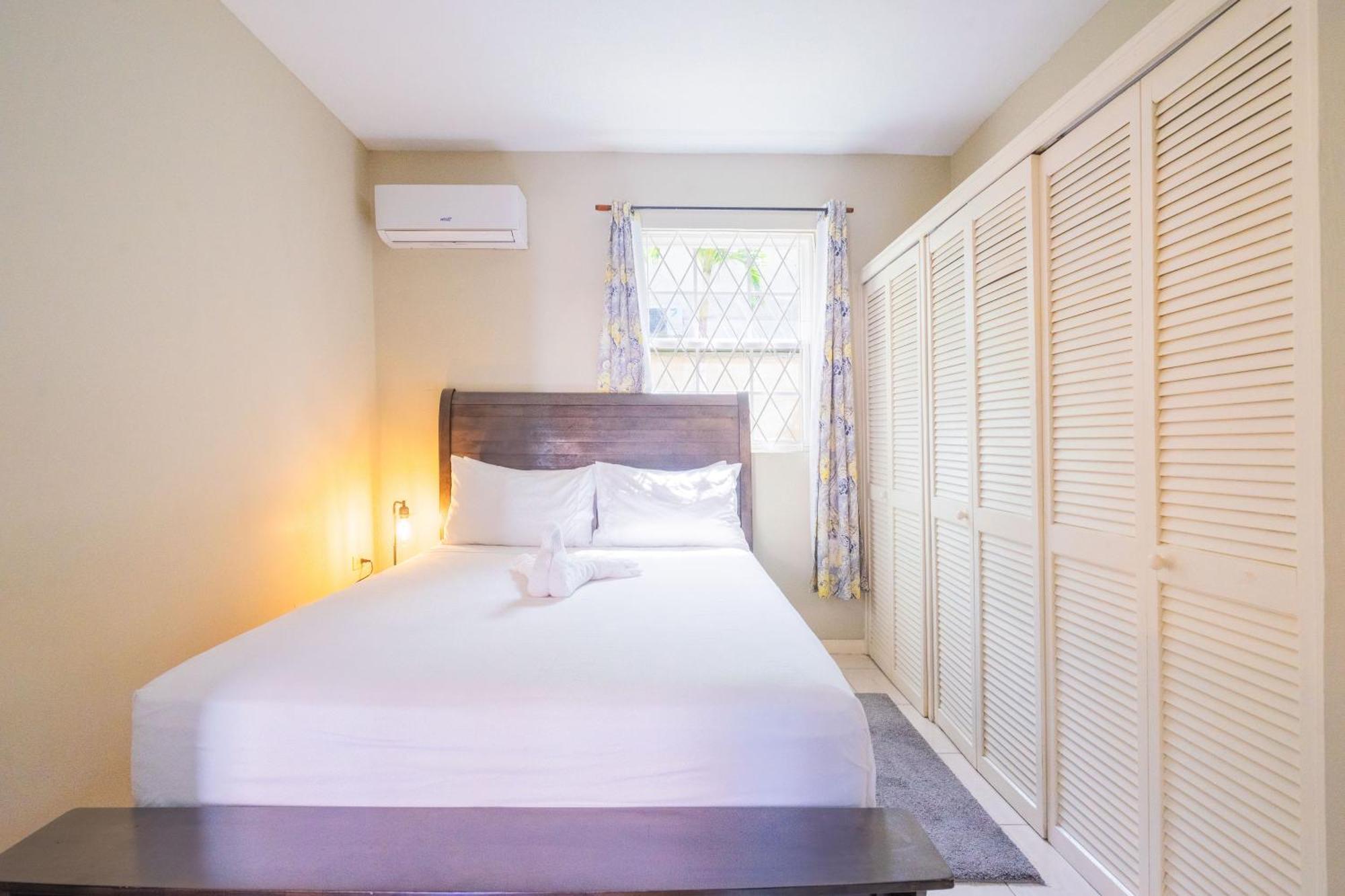 Musgrave Annex- Comfy 1 Bedroom Apartment On The Ground Floor Kingston Exterior photo
