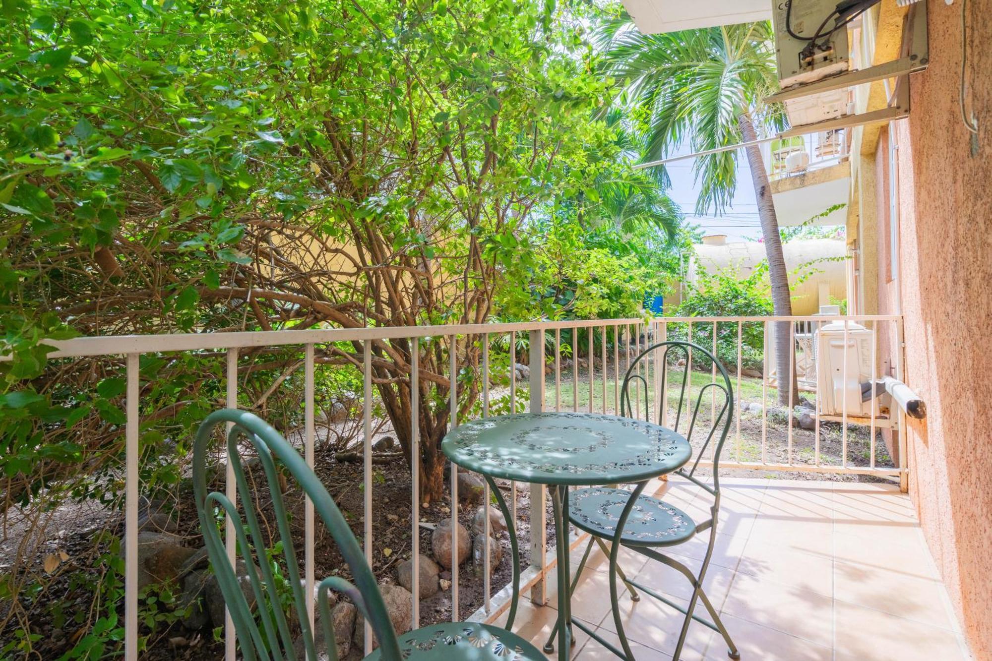 Musgrave Annex- Comfy 1 Bedroom Apartment On The Ground Floor Kingston Exterior photo