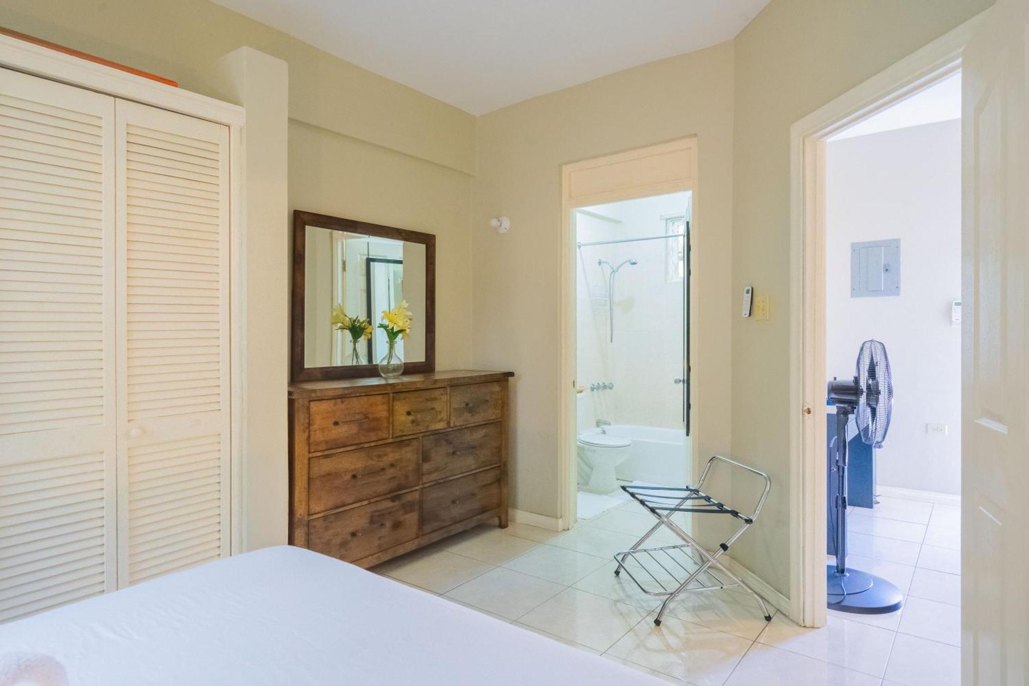 Musgrave Annex- Comfy 1 Bedroom Apartment On The Ground Floor Kingston Exterior photo