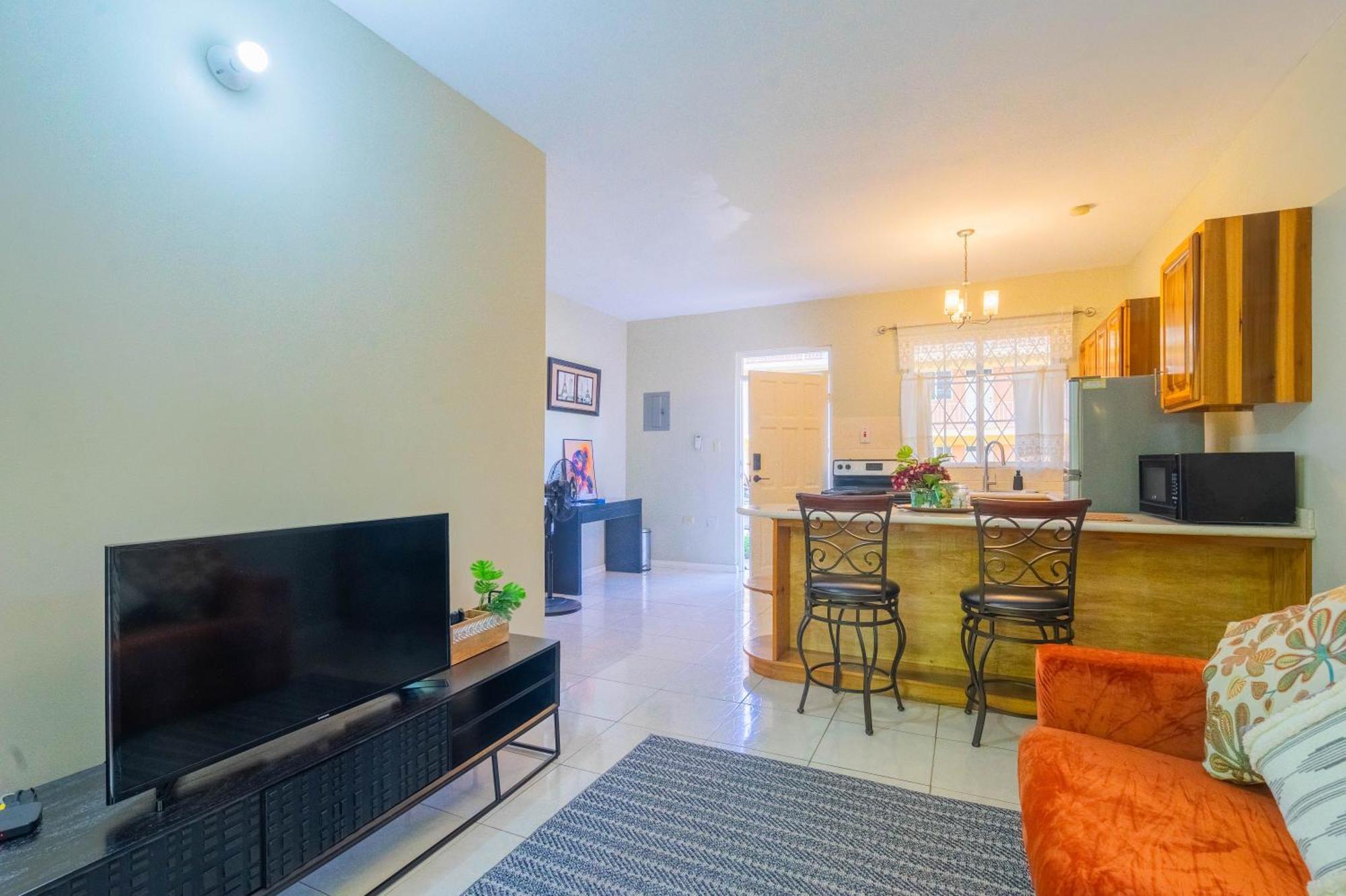 Musgrave Annex- Comfy 1 Bedroom Apartment On The Ground Floor Kingston Exterior photo